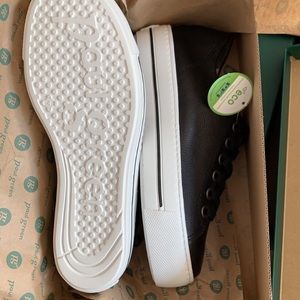 Low Top Platform Sneakers Premium Leather
Never Worn, in Box